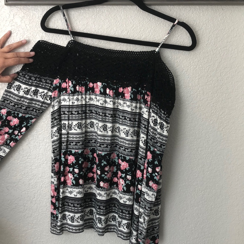 EUC LA Gypsy M Off the Shoulder Blouse